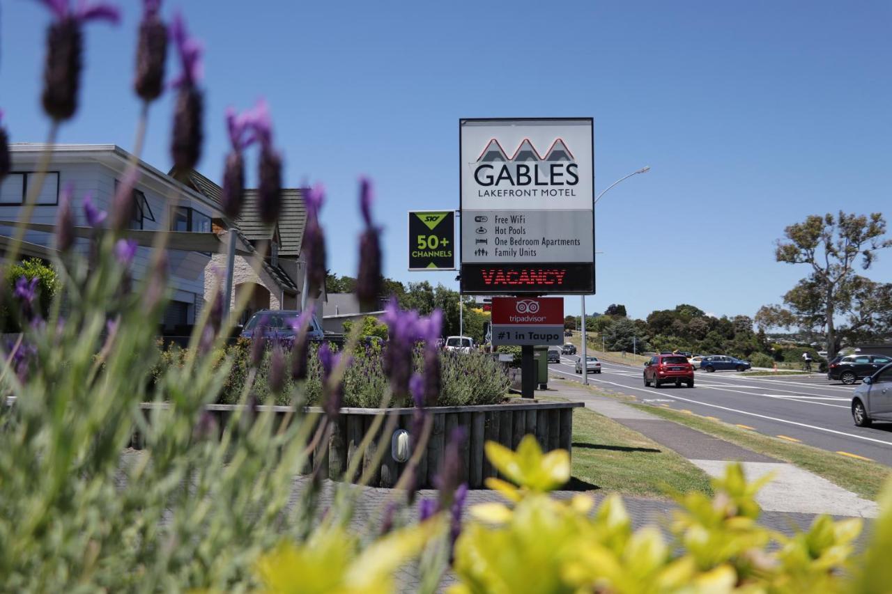 Gables Lakefront Resort Таупо Екстер'єр фото
